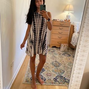 Tie Dye Flowy Dress, size small!